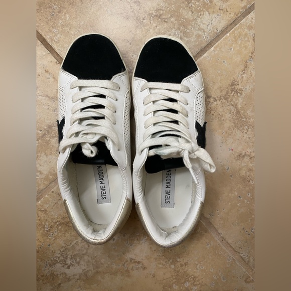 White and Black Star Steve Madden Star Sneakers - Picture 8 of 8